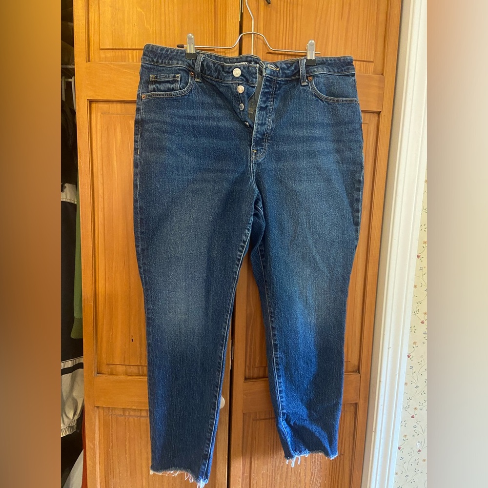 Old Navy High Rise OG Straight Secret Smooth Pockets Button Fly Jeans, size 18